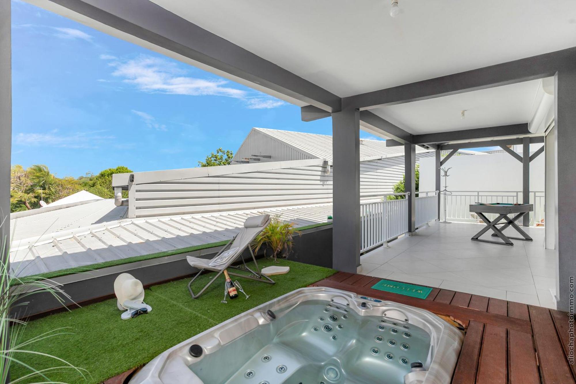 Gosier T3 Cosy Jacuzzi - Romantique *