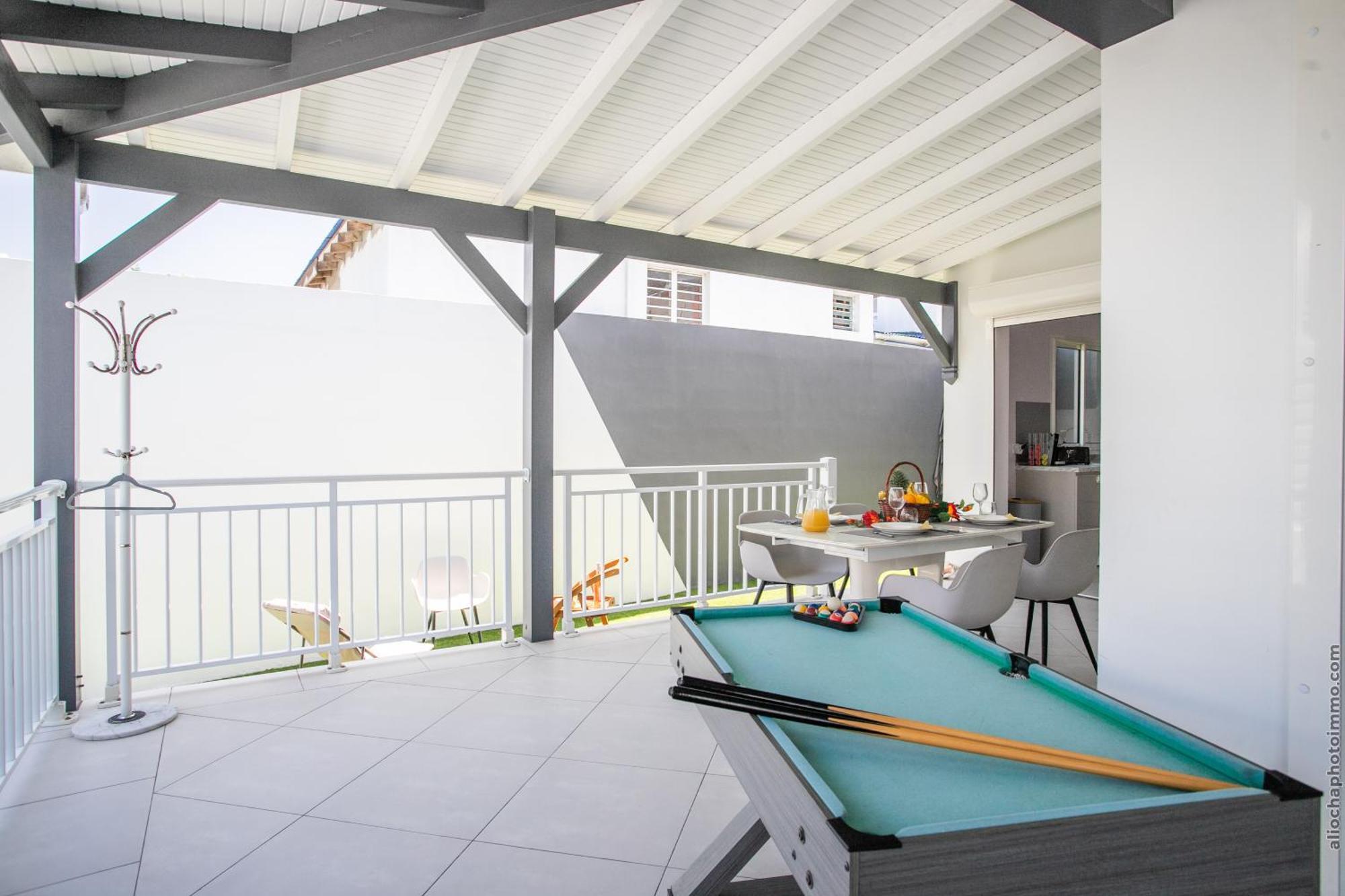 Gosier T3 Cosy Jacuzzi - Romantique Appartement *