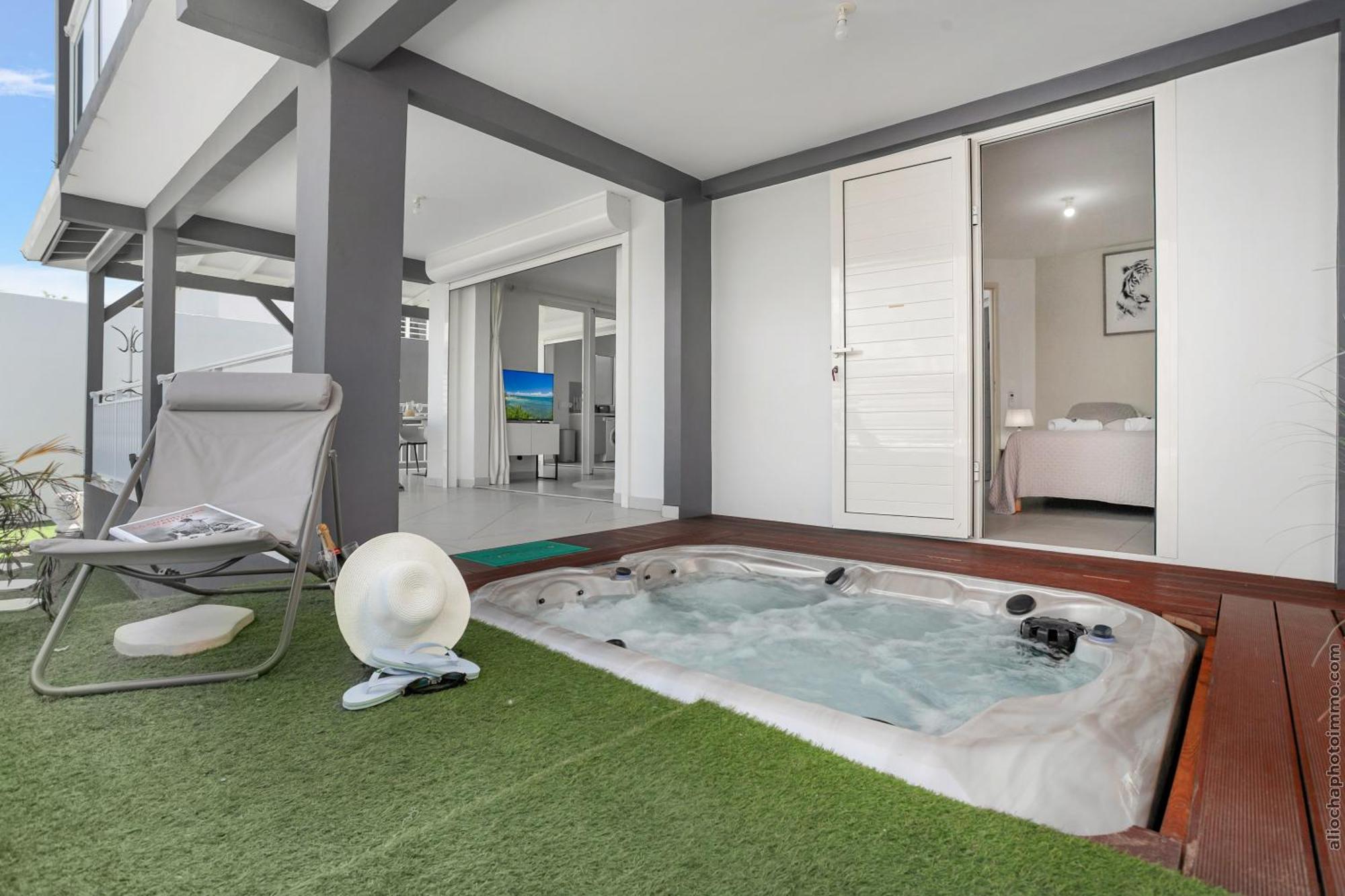 Gosier T3 Cosy Jacuzzi - Romantique * Le Gosier (Grande-Terre)